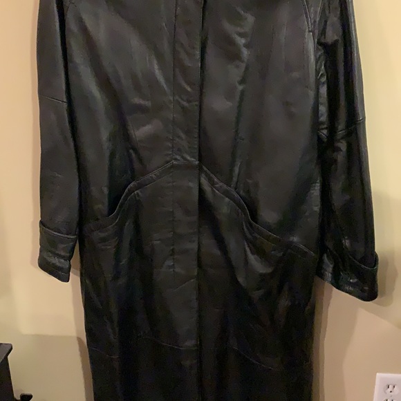 Limited leather trench coat, SZ L - Picture 4 of 6